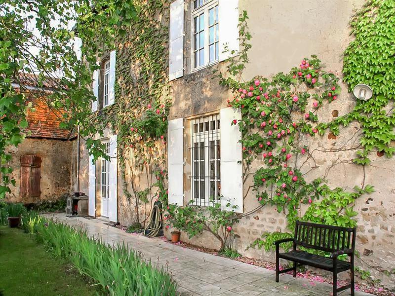 Le Clos Du Gue Pressac Экстерьер фото