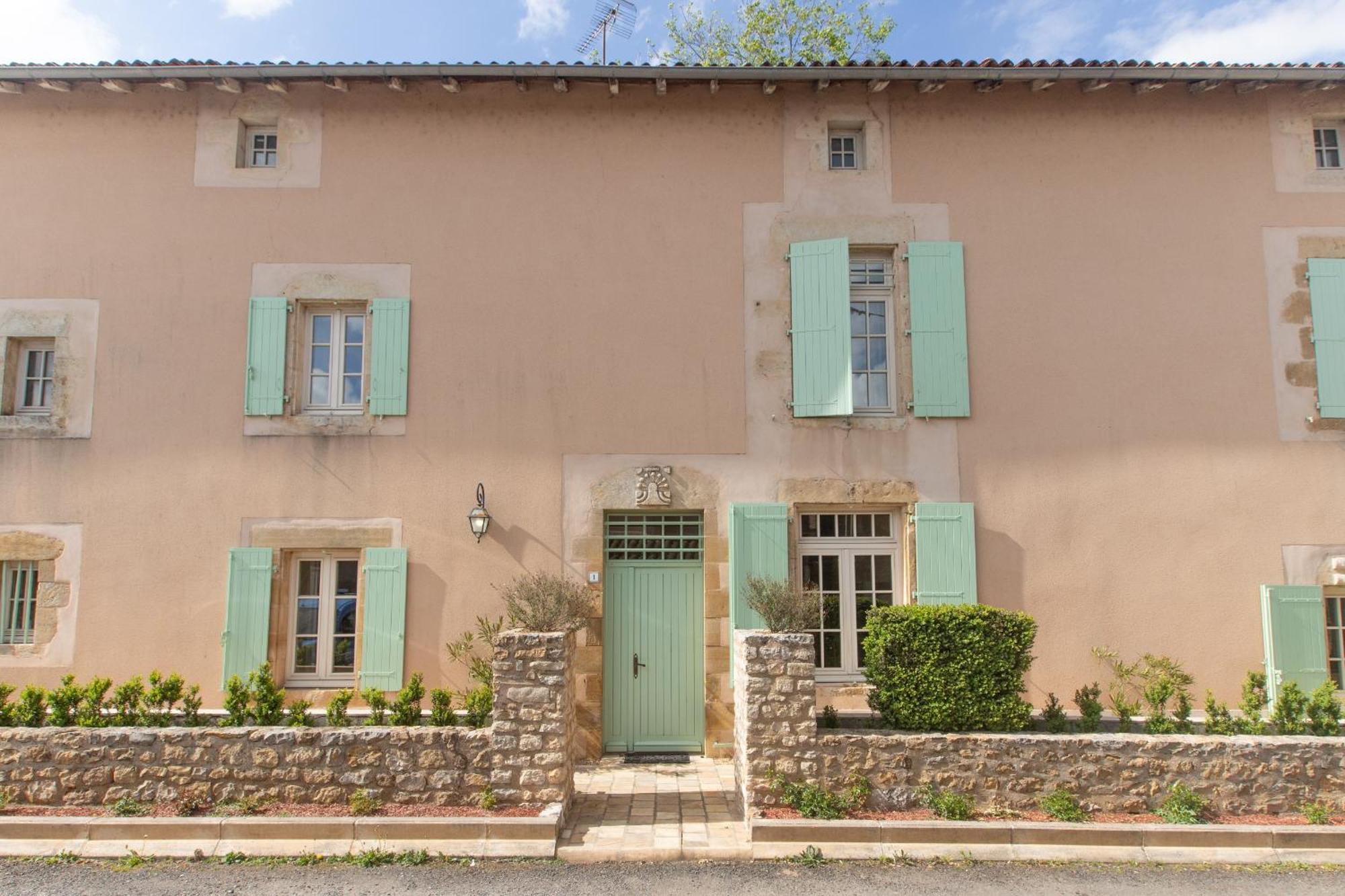 Le Clos Du Gue Pressac Экстерьер фото
